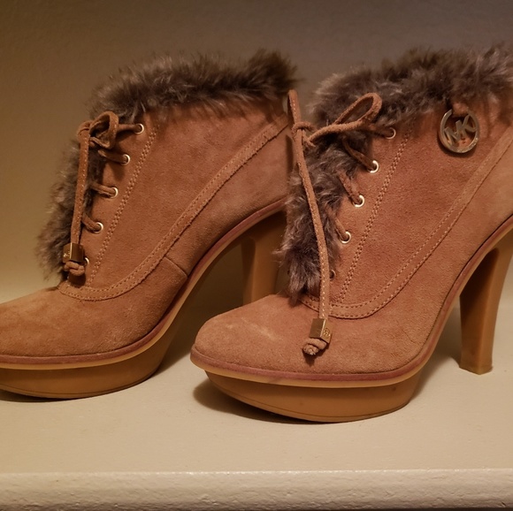 Michael Kors booties - Picture 2 of 2
